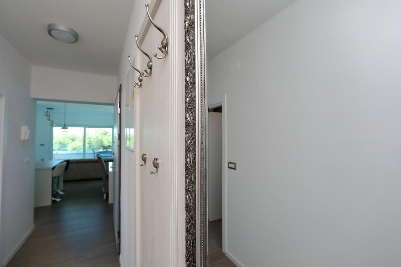 Apartmani Marina S Pogledom, Sukošan Extérieur photo