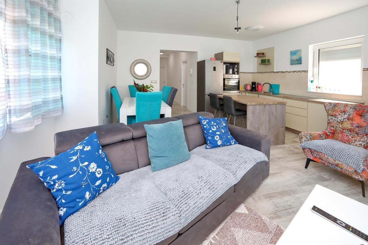 Apartmani Marina S Pogledom, Sukošan Extérieur photo