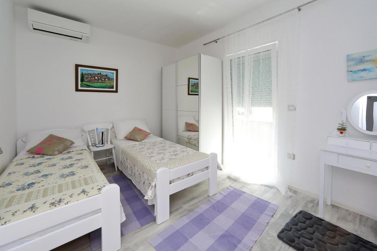 Apartmani Marina S Pogledom, Sukošan Extérieur photo